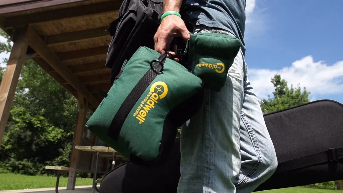 Caldwell Deadshot - Bolsa Delantera y Trasera con construcción Duradera y Resistencia al Agua para Exteriores, Rango, Disparos y Caza