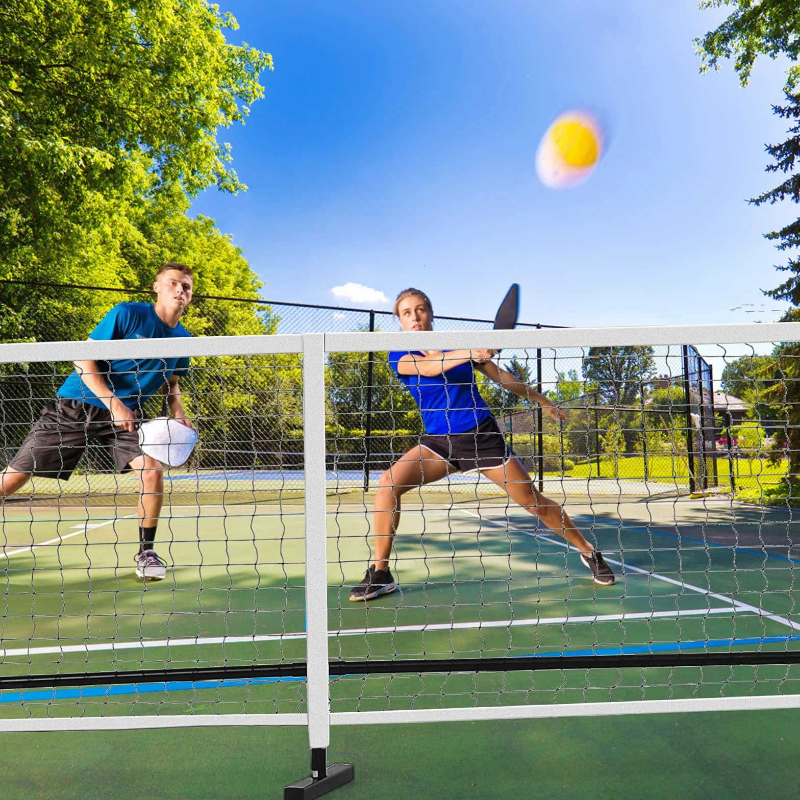 LIFEZEAL Red de Pickleball Portátil, 670x92x70cm, Juego de Red de Poliéster con Bolsa de Transporte, Red Deportiva para Bádminton, Tenis, Voleibol para Niños o Adultos para Uso Interior y Exterior