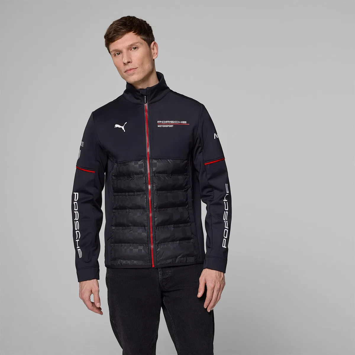 PUMA Porsche Motorsport Chaqueta híbrida del equipo para hombre con parte superior tejida y parte inferior acolchada para máxima comodidad - Negro