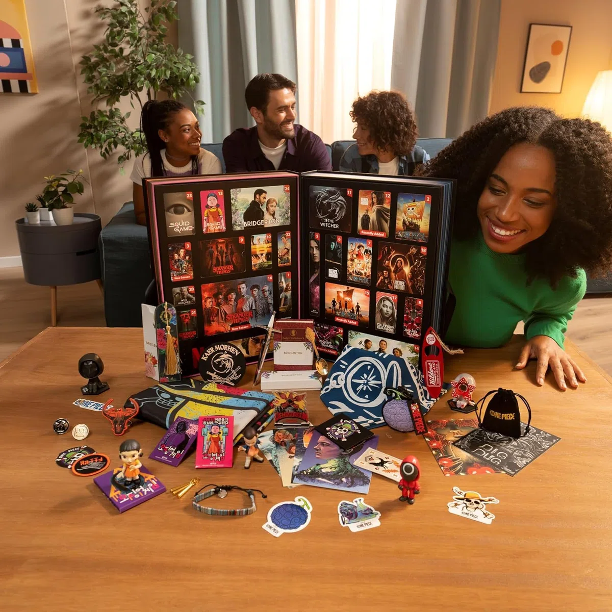 YuMe 15309 - Scatola regalo Netflix, calendario dell'Avvento con effetto sonoro, da 16 anni, 24 sorprese da 7 popolari serie Netflix