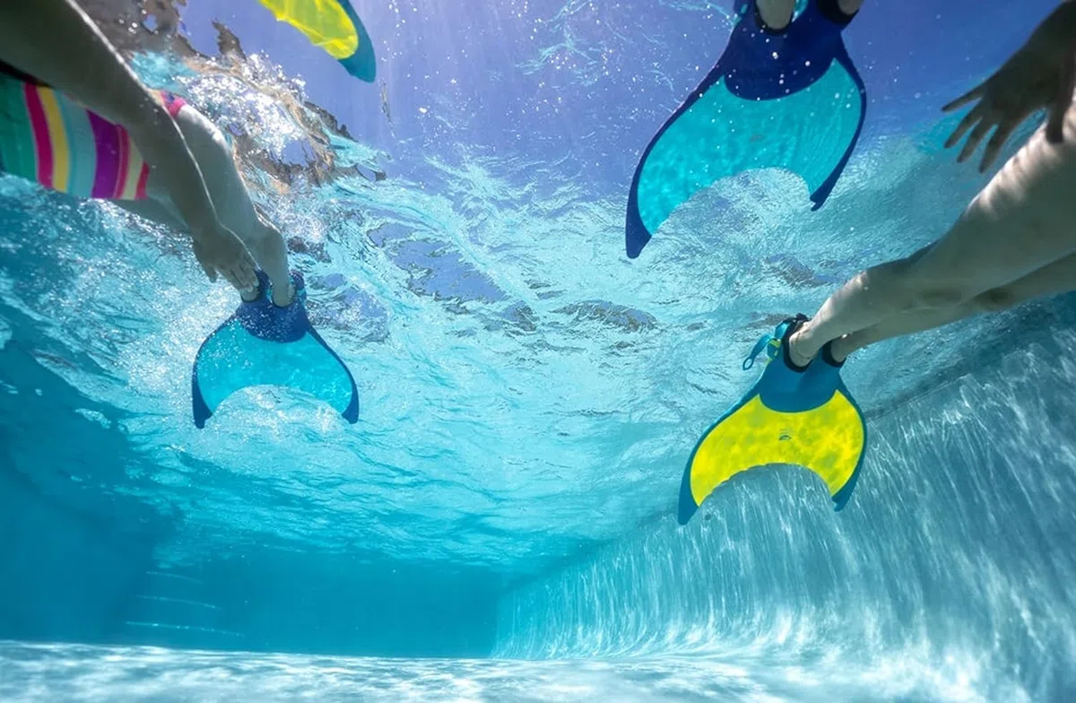 Mermaid Linden - Monaletas para Adultos - Diseñadas para Mujeres y Hombres - Ergonómico - Ajustable - Liberación rápida - Canales de Agua de Alta eficiencia Entrenamiento de Fitness