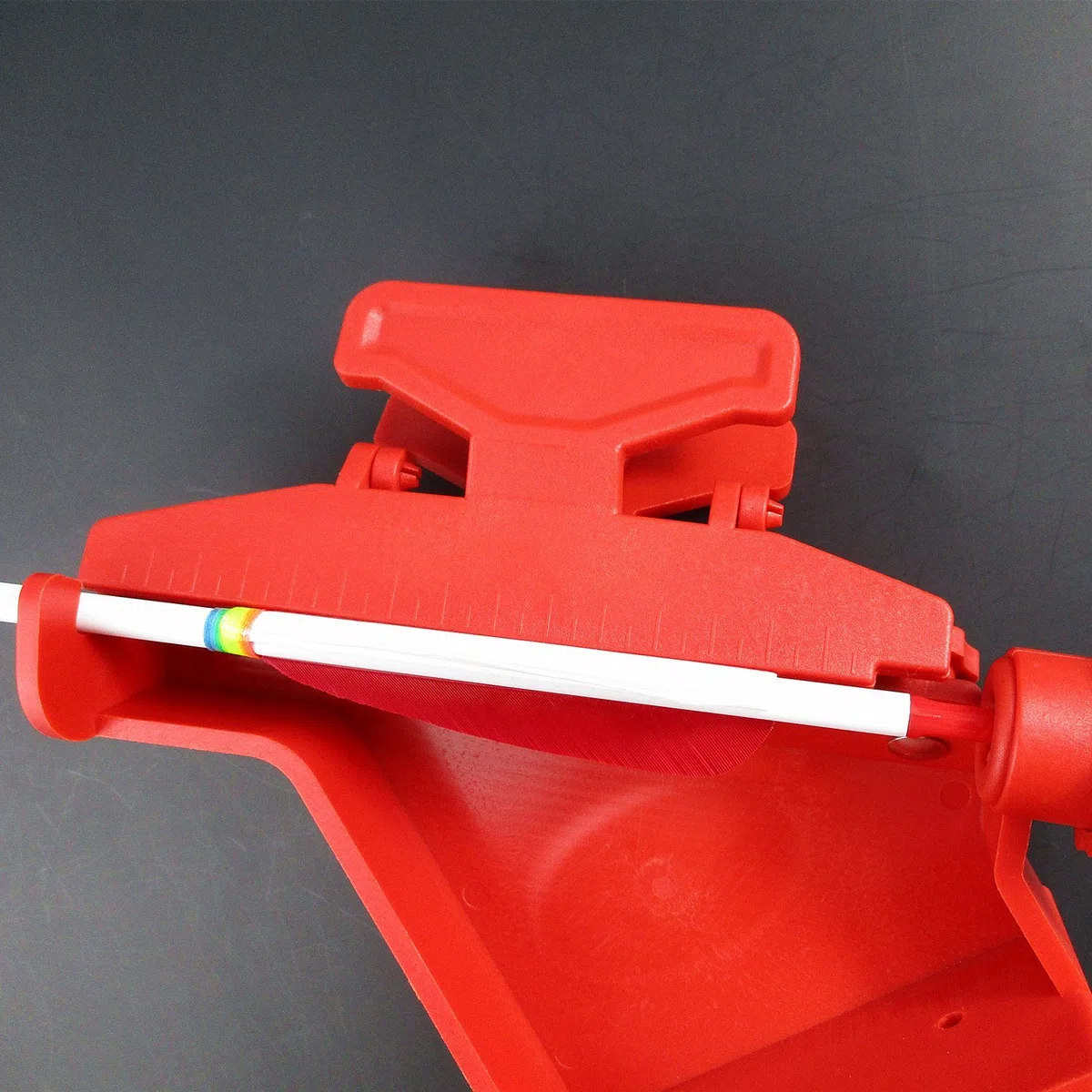 MS JUMPPER - Plantilla de Flecha Ajustable para Tiro Recto y Helix, Herramienta con Abrazadera para Flechas de Tiro con Arco, Rojo