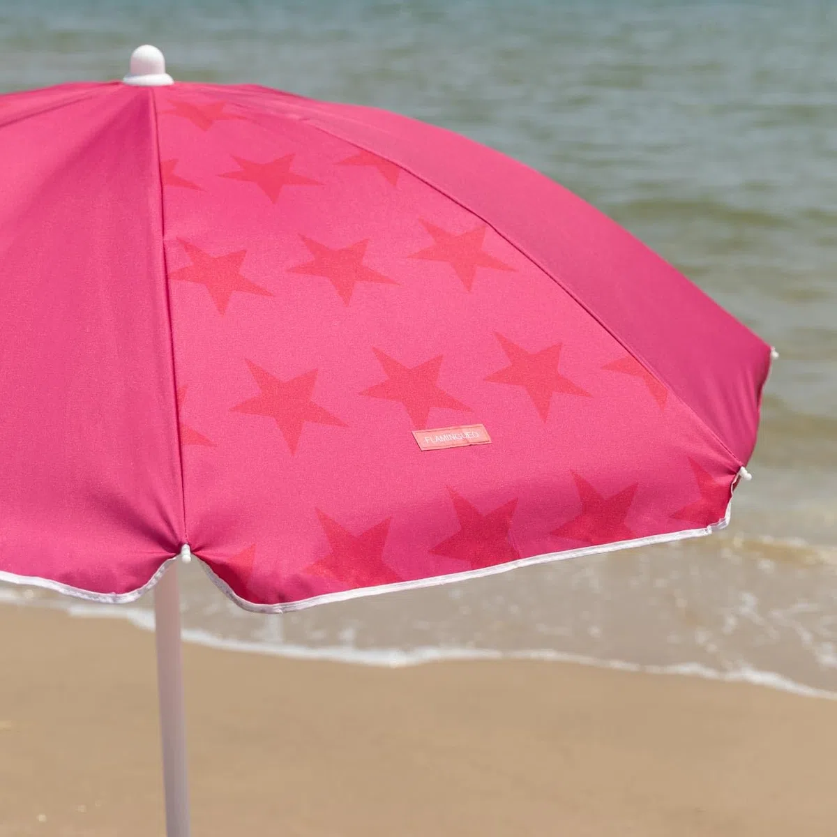 Flamingueo Sombrilla Playa Grande 210x160cm - Parasol con Protección Solar UPF50+ para Playa, Jardín y Piscina - Con Bolsa Transporte - Orientación y Altura Regulable - Fucsia