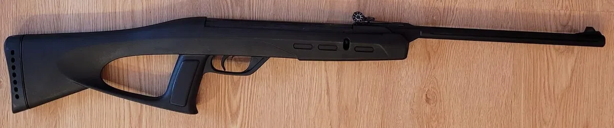 Carabina Perdigón Deltafox GT 3 Julios + Visor 4x20. Calibre 4,5mm + Tarjeta de Armas + Funda + Balines + Gafas Protectoras. Delta Fox