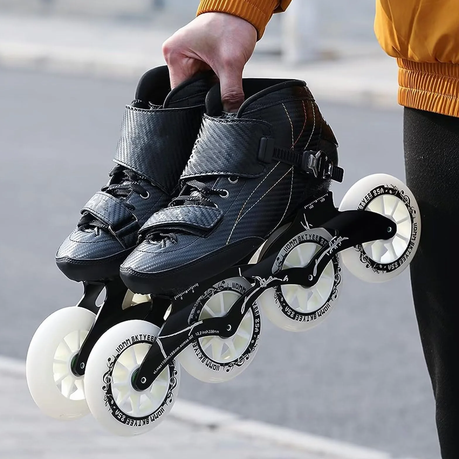 Patines de Velocidad en línea Profesionales: 4 Ruedas, Patines de Fibra de Carbono, Zapatos para Hombres y Mujeres, Patinaje en Interiores y Exteriores, una Sola Fila