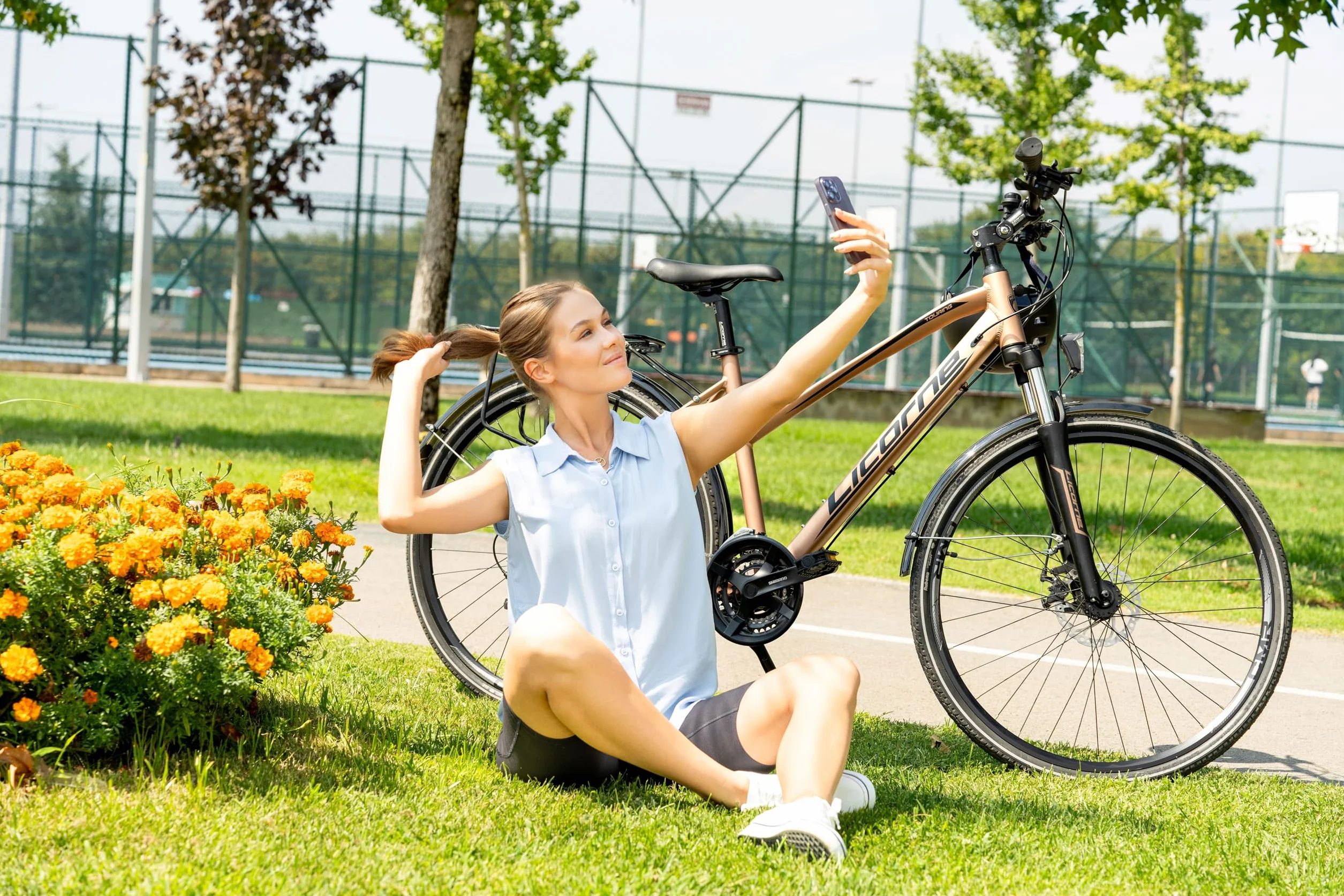 Licorne Bike Bicicleta de trekking Premium Touring en 28 pulgadas de aluminio con freno de disco para niños, niñas, mujeres y hombres – 21 velocidades – bicicleta de montaña – Crossbike