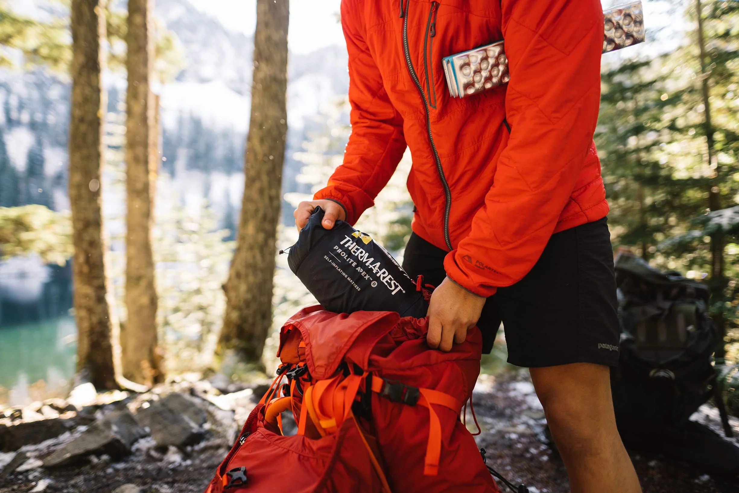 Therm-a-Rest Prolite Apex - Almohadilla autoinflable Ultraligera con válvula WingLock