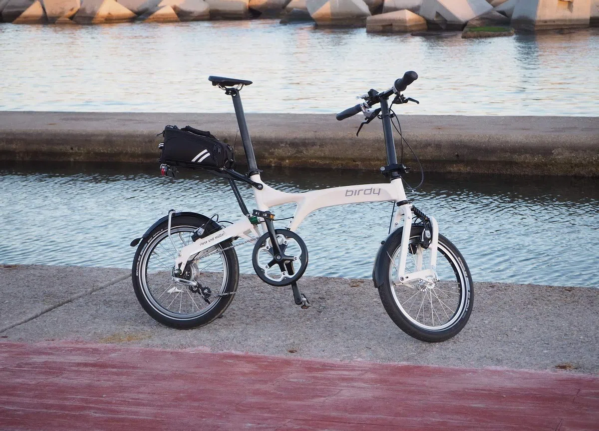 Sillin Bicicleta MTB Antiprostatico – Sin Punta Carretera Modelo Arrow Apto Montaña Triatlon Sin Nariz Hombre Mujer Ciudad Negro