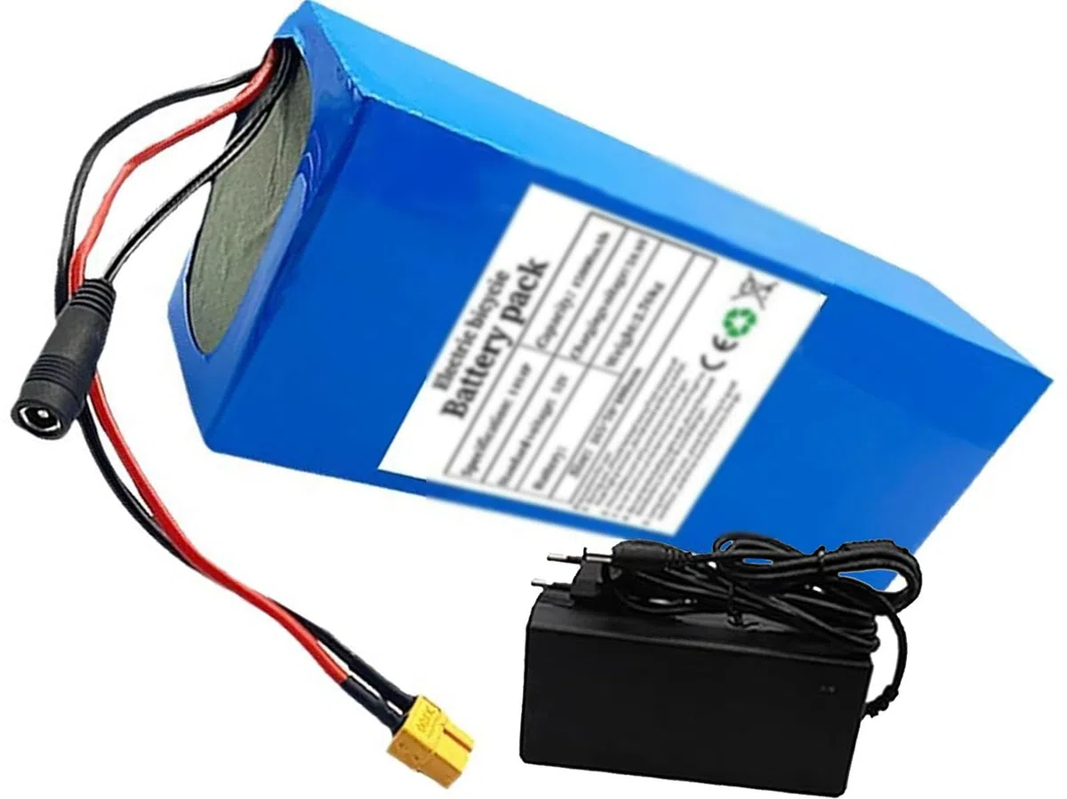 Batería de Iones de Litio Bicicleta eléctrica 52 V 45 Ah, 14S4P 52V Ebike Batería con Cargador BMS Integrado para Motor Bicicleta eléctrica 200W 350W 500W 1000W