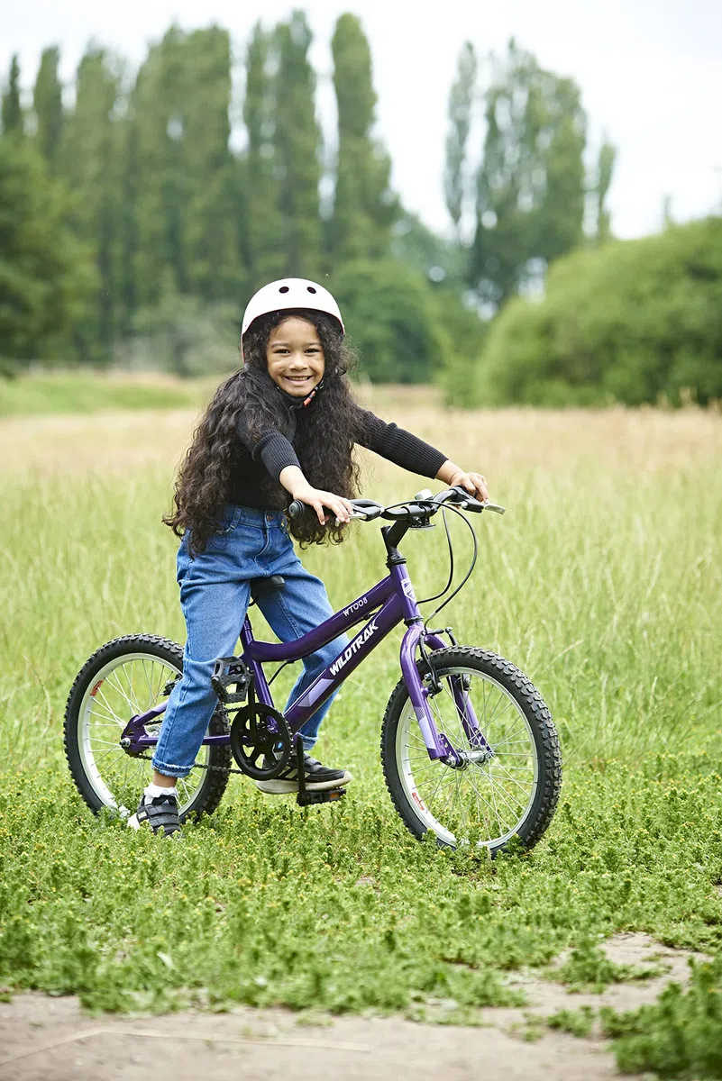 Wildtrak - Bicicleta de 18 pulgadas para niños de 6 a 8 años con frenos ajustables - Morada