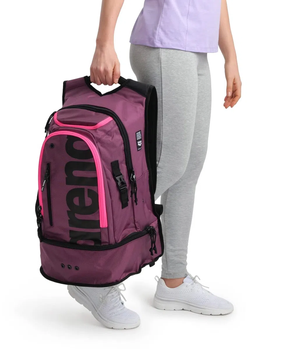 Arena Fastpack 3.0 Bolsa Deportiva para Natación, Playa, Gimnasio y Deporte, Bolsa de Viaje de Tejido Hidrófugo con Tirantes Acolchados, Compartimento para Zapatos y Ropa Mojada, 40 L